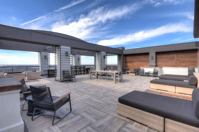 717 S Riverside Dr Apt 903, Memphis, TN 38103