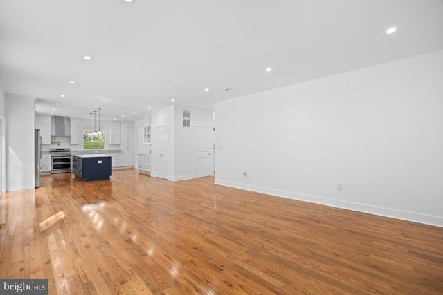 16088 DEER PARK DR, Dumfries, VA 22025