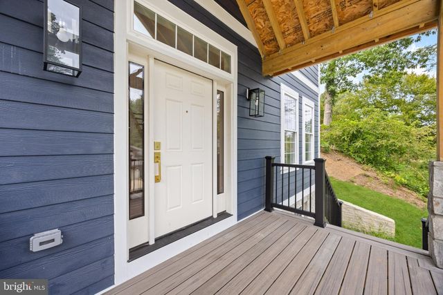 16088 DEER PARK DR, Dumfries, VA 22025