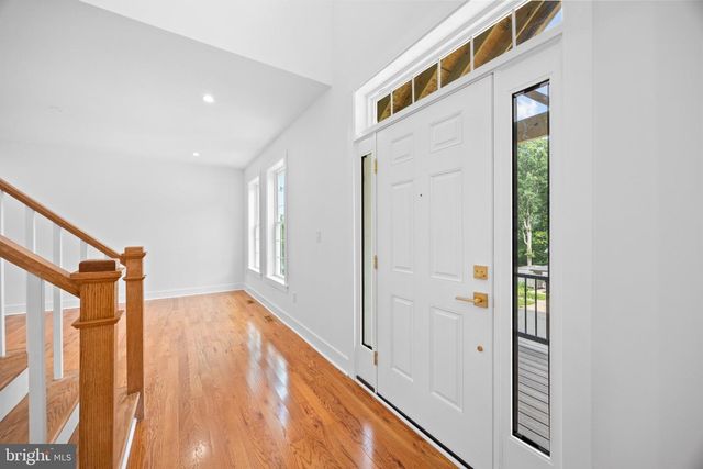 16088 DEER PARK DR, Dumfries, VA 22025