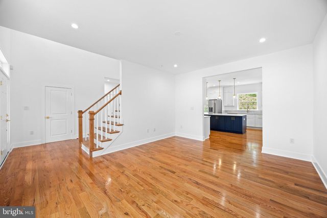 16088 DEER PARK DR, Dumfries, VA 22025