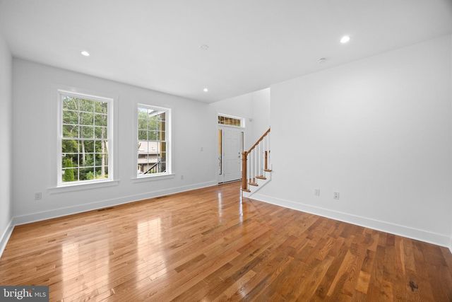 16088 DEER PARK DR, Dumfries, VA 22025