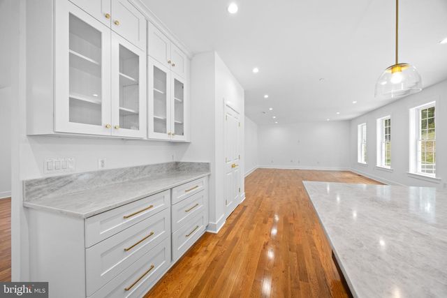 16088 DEER PARK DR, Dumfries, VA 22025