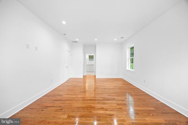 16088 DEER PARK DR, Dumfries, VA 22025