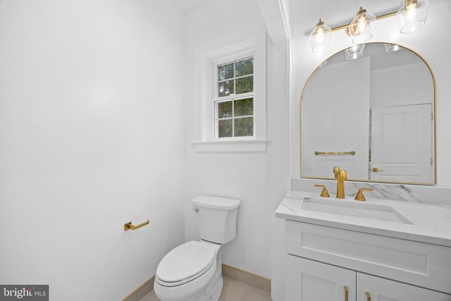 16088 DEER PARK DR, Dumfries, VA 22025