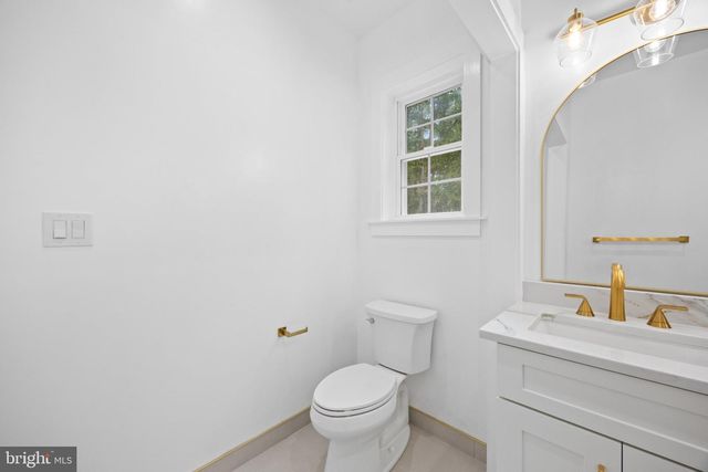 16088 DEER PARK DR, Dumfries, VA 22025