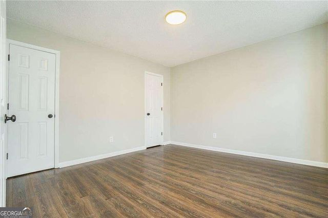 6916 Dalehollow Drive, Lithonia, GA 30058