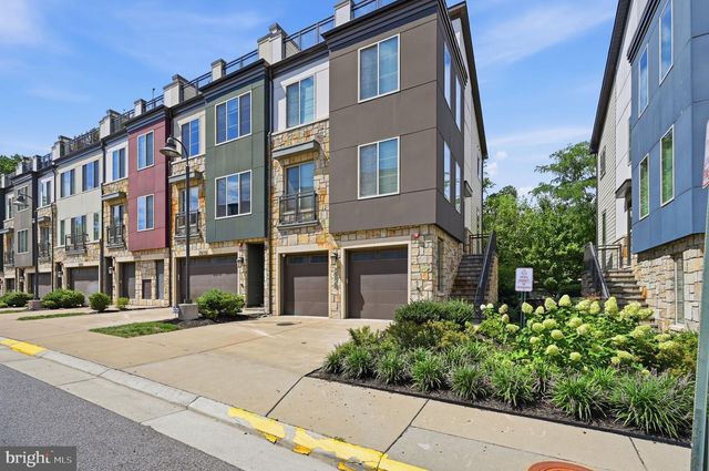 2874 LOWEN RD, Alexandria, VA 22303