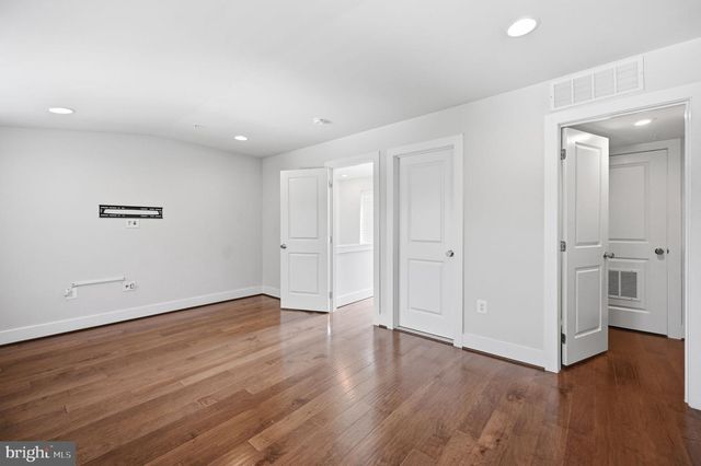 2874 LOWEN RD, Alexandria, VA 22303