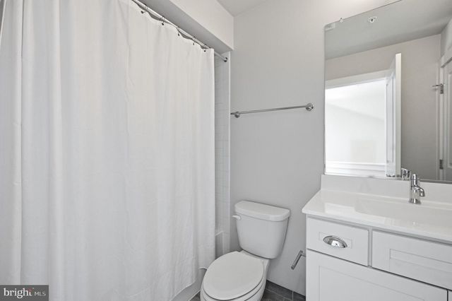 2874 LOWEN RD, Alexandria, VA 22303