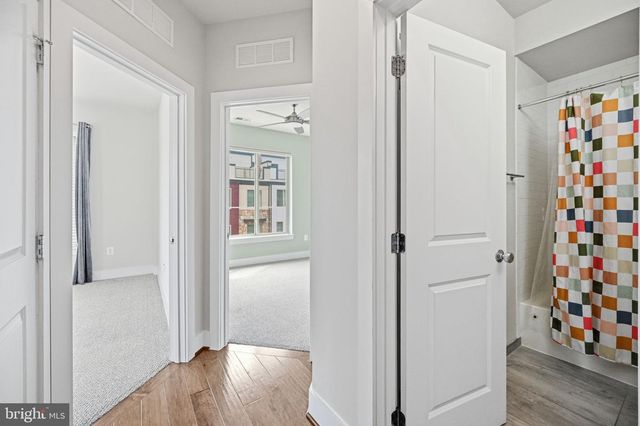 2874 LOWEN RD, Alexandria, VA 22303