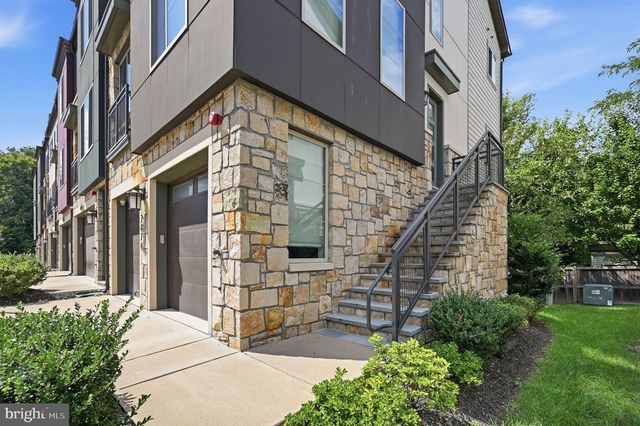 2874 LOWEN RD, Alexandria, VA 22303
