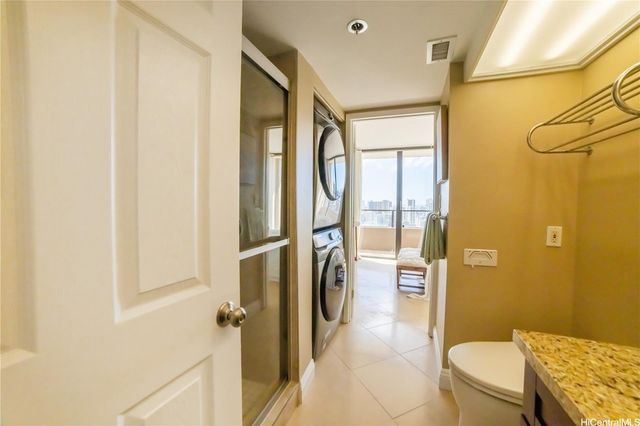 583 Kamoku Street DH3705, Honolulu, HI 96826