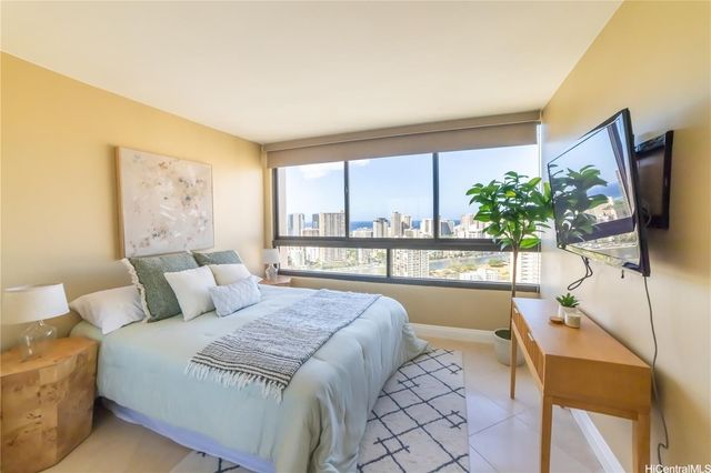 583 Kamoku Street DH3705, Honolulu, HI 96826