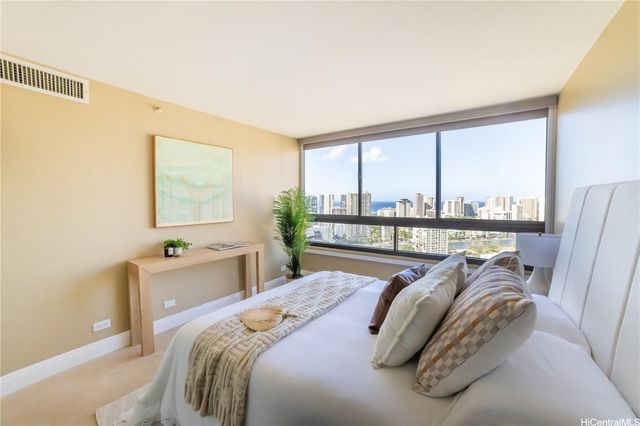 583 Kamoku Street DH3705, Honolulu, HI 96826