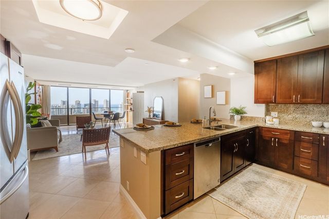 583 Kamoku Street DH3705, Honolulu, HI 96826