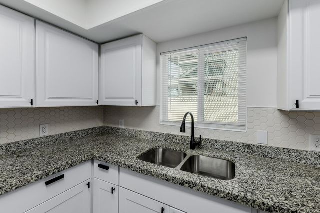 1442 E Polk Street Apt F, Phoenix, AZ 85006