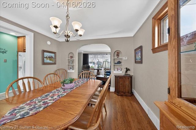 649 Phillips Avenue, Clawson, MI 48017