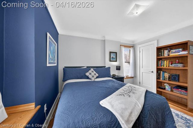 649 Phillips Avenue, Clawson, MI 48017