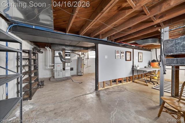 649 Phillips Avenue, Clawson, MI 48017