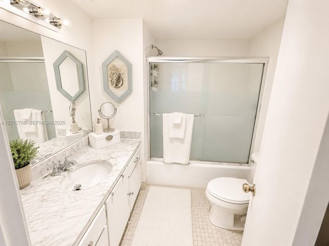 2780 NE 183rd Street 710, Aventura, FL 33160