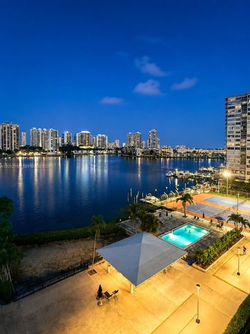 2780 NE 183rd Street 710, Aventura, FL 33160