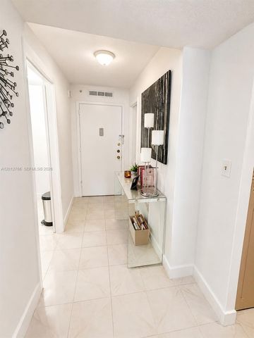 2780 NE 183rd Street 710, Aventura, FL 33160