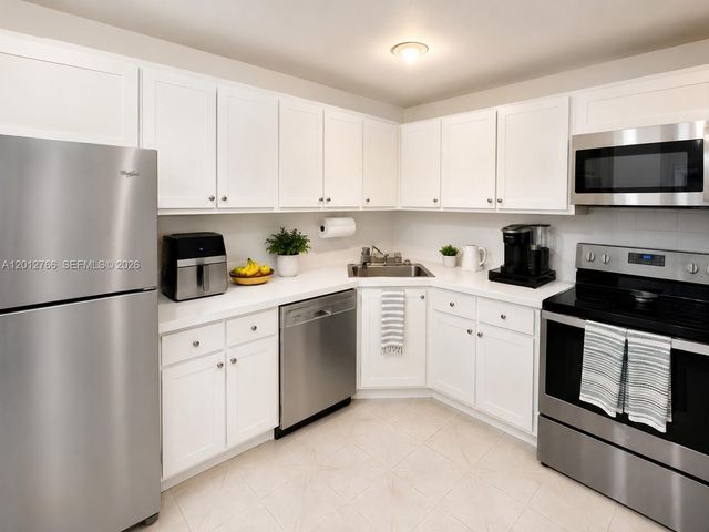2780 NE 183rd Street 710, Aventura, FL 33160
