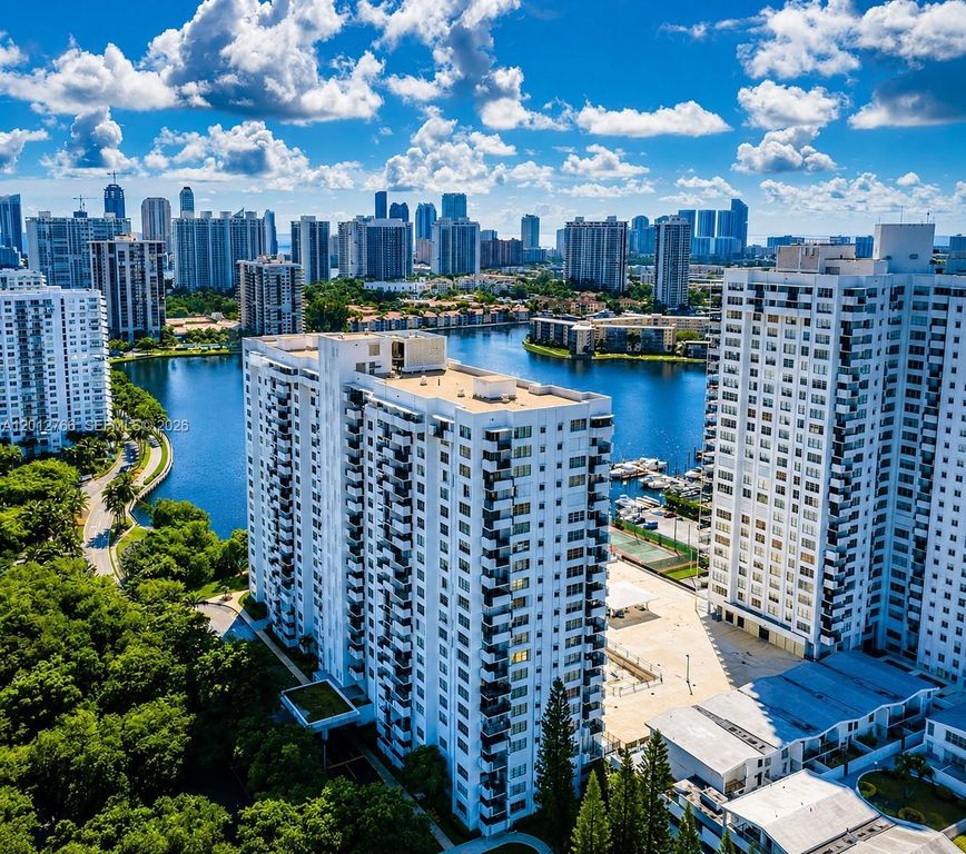 2780 NE 183rd Street 710, Aventura, FL 33160