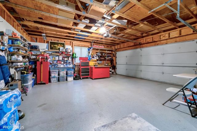 34017 N Lakeside Drive, Grayslake, IL 60030