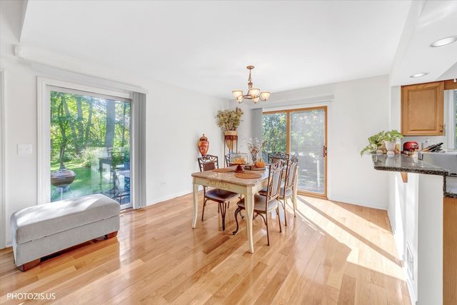 34017 N Lakeside Drive, Grayslake, IL 60030