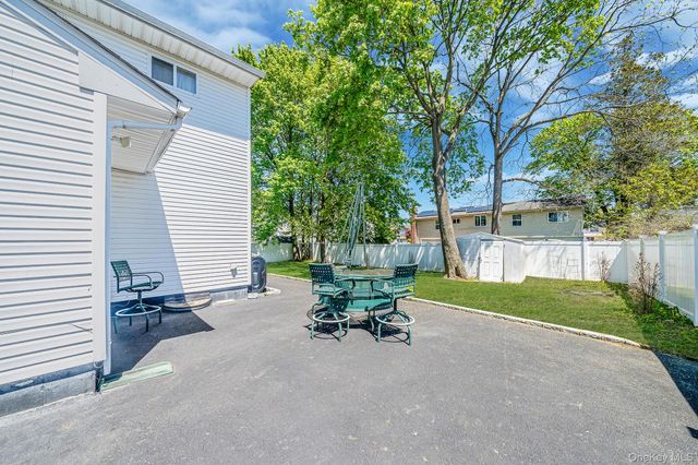 1169 Little East Neck Road, West Babylon, NY 11704