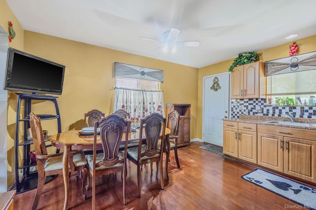 1169 Little East Neck Road, West Babylon, NY 11704