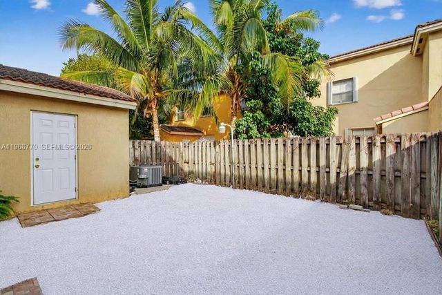 761 SE 2nd St, Homestead, FL 33030