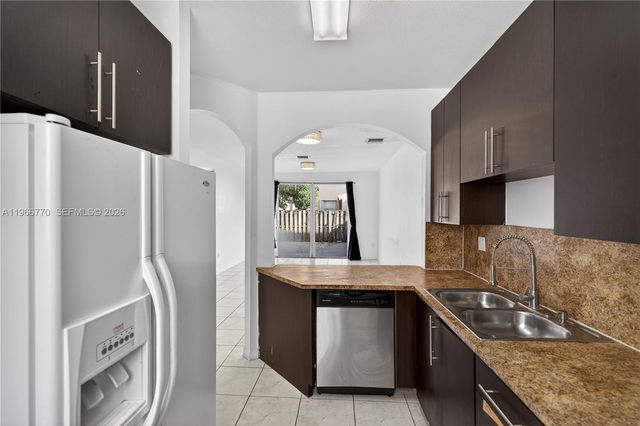 761 SE 2nd St, Homestead, FL 33030