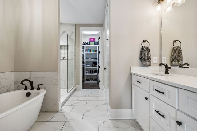 4807B Tennessee Ave B, Nashville, TN 37209