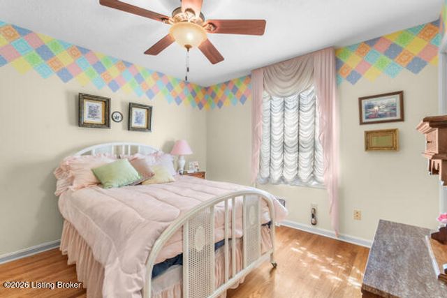 7402 Smyrna Rd, Louisville, KY 40228