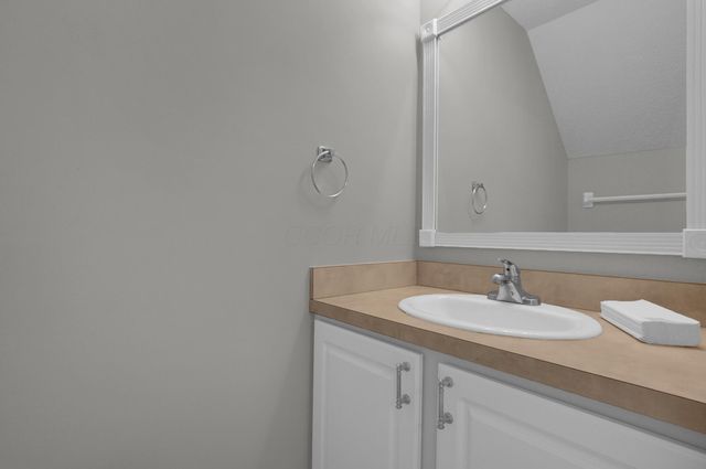 5144 Aquila Drive, C, Canal Winchester, OH 43110