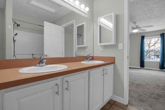 5144 Aquila Drive, C, Canal Winchester, OH 43110