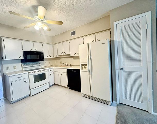 2295 BELGIAN LANE 7, Clearwater, FL 33763