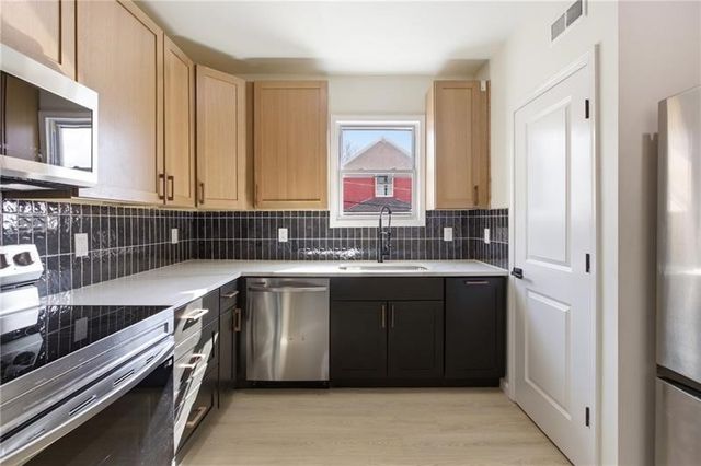 45 Cushman St, Mt Washington, PA 15211