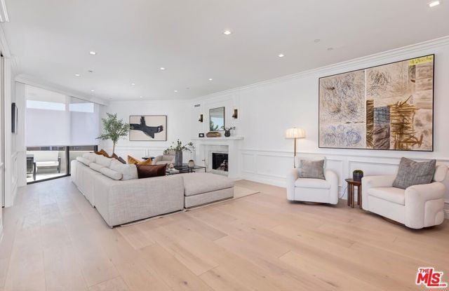 300 N Swall Drive 408, Beverly Hills, CA 90211