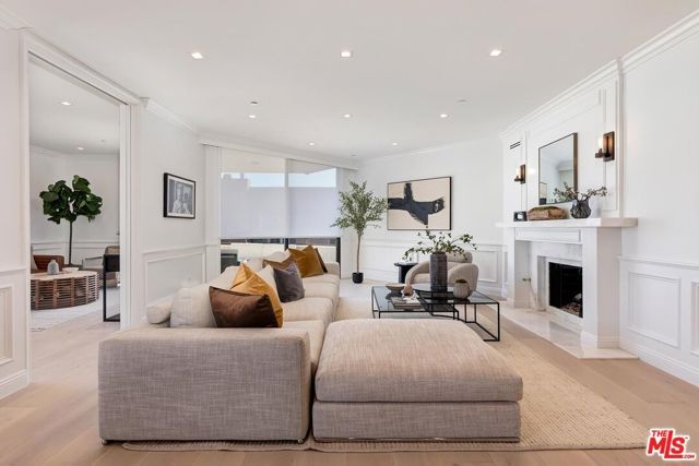 300 N Swall Drive 408, Beverly Hills, CA 90211