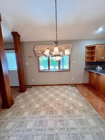 331 Lincoln Park, Warsaw, IN 46582