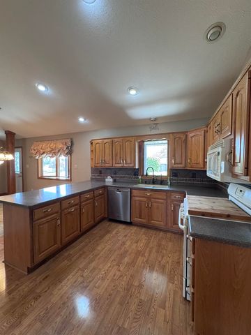 331 Lincoln Park, Warsaw, IN 46582