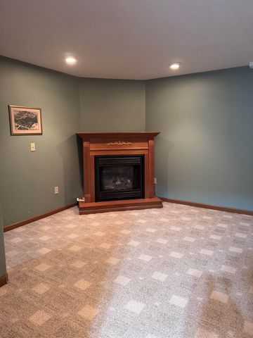 331 Lincoln Park, Warsaw, IN 46582