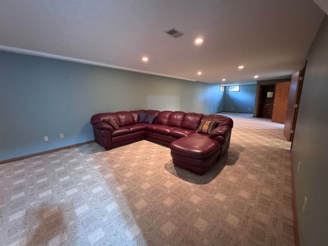 331 Lincoln Park, Warsaw, IN 46582