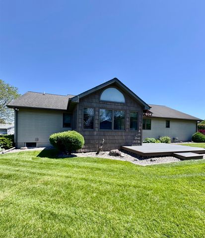 331 Lincoln Park, Warsaw, IN 46582