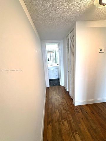 1000 Parkview Dr 605, Hallandale Beach, FL 33009