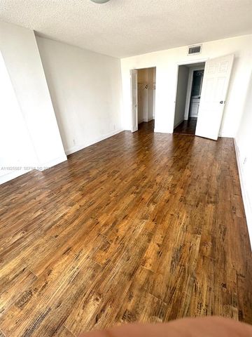 1000 Parkview Dr 605, Hallandale Beach, FL 33009